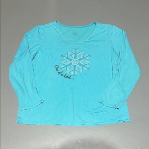 Blue Snowflake Long Sleeve Shirt (Women’s XL)